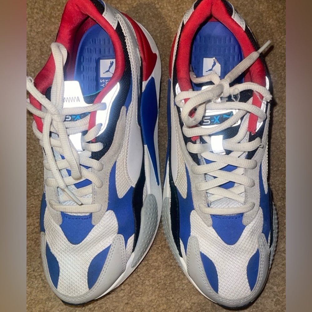 Pumas size 9.5